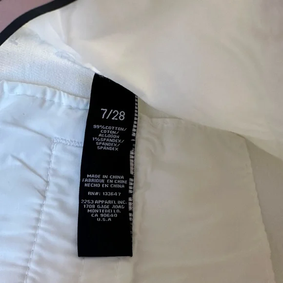 BCBG generation. High rise trouser. Size 7/28 - Picture 6 of 13